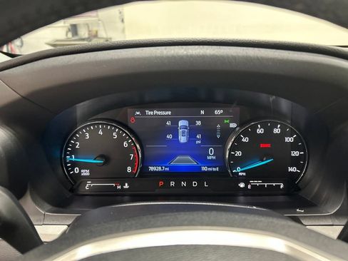Certified 2022 Ford Explorer XLT w/ Equipment Group 202A AWD/4WD image 17