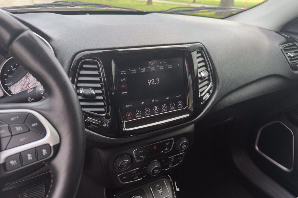Used 2021 Jeep Compass Limited AWD/4WD image 13