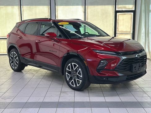 Certified 2025 Chevrolet Blazer RS w/ Enhanced Convenience Package AWD/4WD image 1