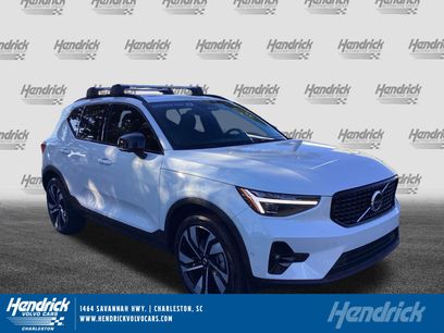Certified 2025 Volvo XC40 B5 Plus w/ Protection Package Premier