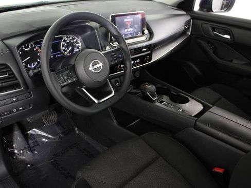 Certified 2024 Nissan Rogue SV FWD image 20