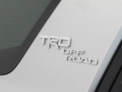 Used 2024 Toyota 4Runner TRD Off-Road Premium image 9