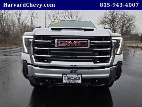 Used 2024 GMC Sierra 3500 SLT w/ Snow Plow Prep/Camper Package image 41