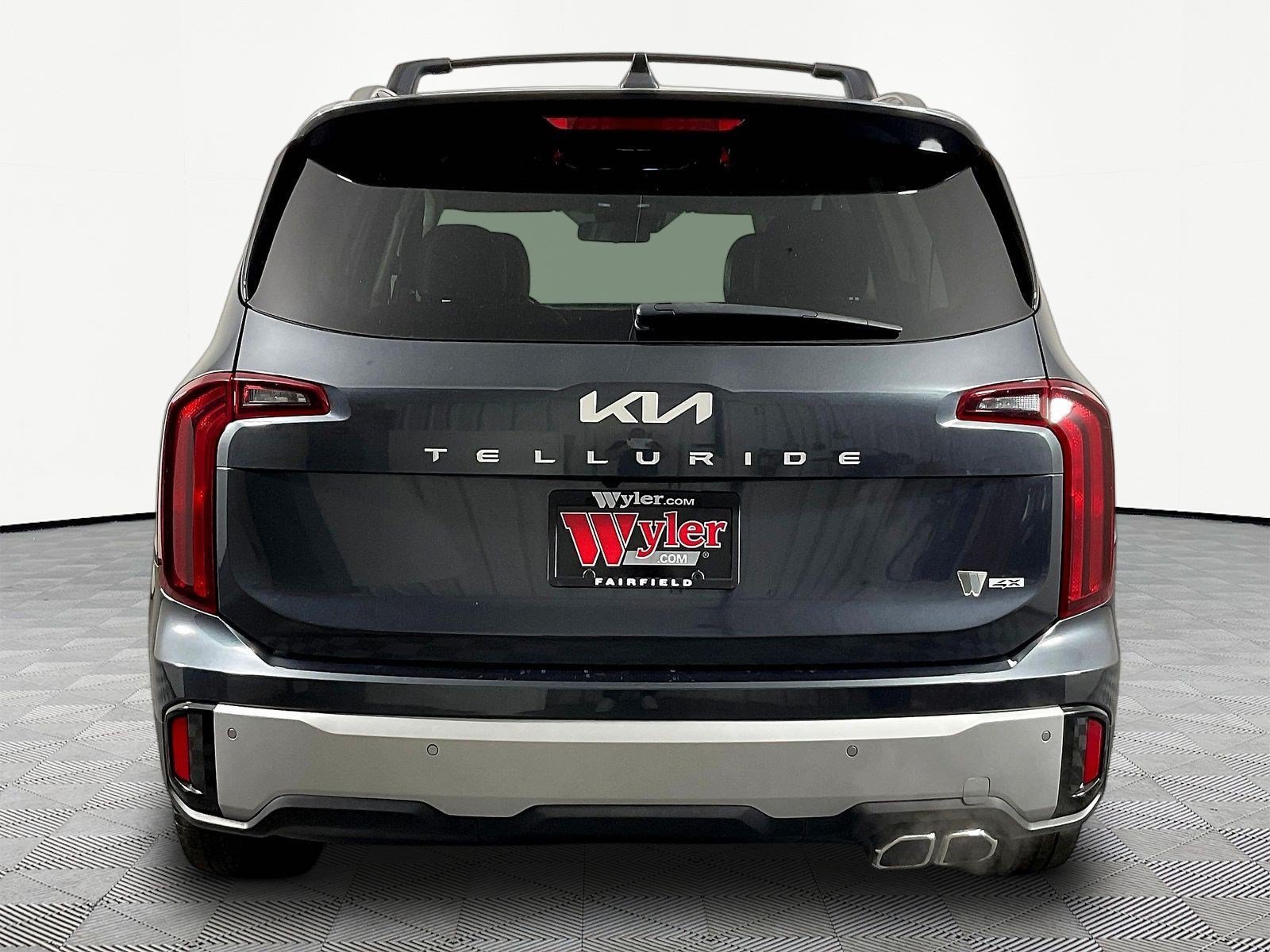Certified 2024 Kia Telluride S w/ S Sunroof Package AWD/4WD image 5