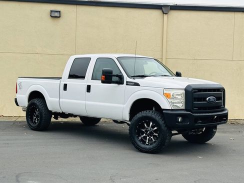 Used 2015 Ford F250 XL w/ Power Equipment Group image 2