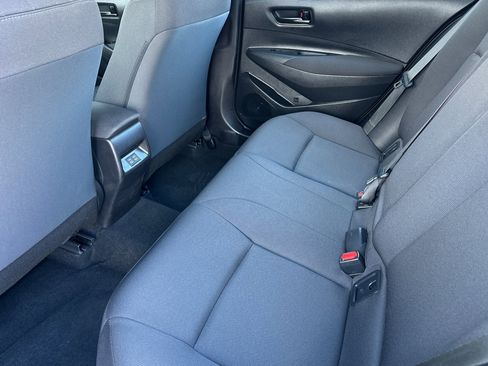 Used 2025 Toyota Corolla LE image 14