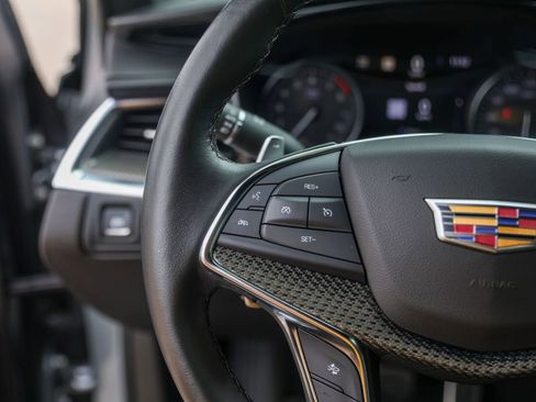 Certified 2023 Cadillac XT5 Sportv w/ Technology Package image 14