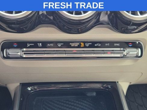 Used 2024 Mercedes-Benz GLB 250 image 19