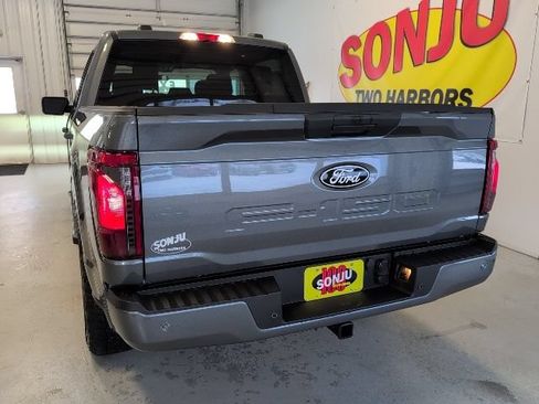 New 2026 Ford F150 XLT w/ XLT Black Appearance Package AWD/4WD image 32