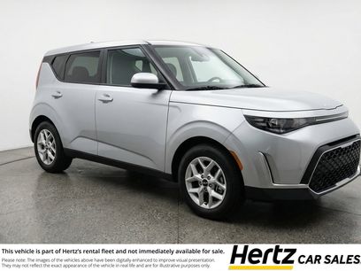 Used 2025 Kia Soul LX w/ LX Technology Package