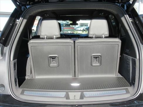 New 2025 Cadillac XT6 Premium Luxury image 32