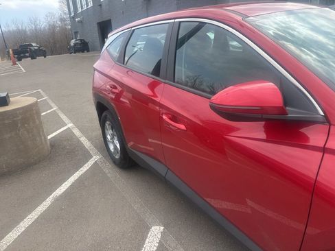 Used 2022 Hyundai Tucson SE image 8