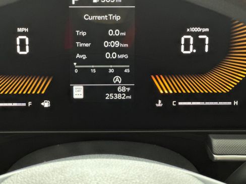 Used 2025 Kia K5 LXS FWD image 32