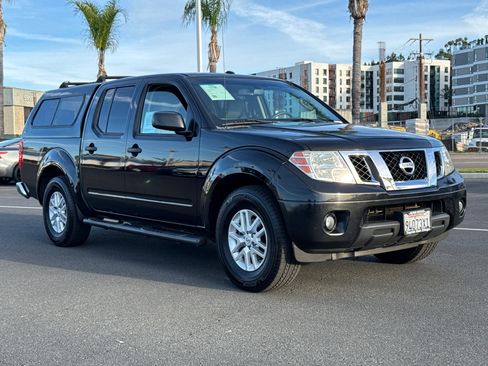 Used 2014 Nissan Frontier SV w/ SV Value Truck Package image 4