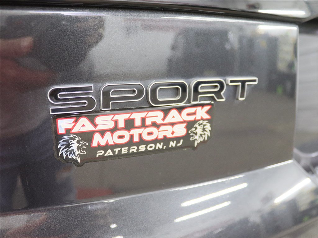Used 2019 Land Rover Range Rover Sport HSE Dynamic AWD/4WD image 9