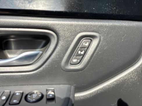 Used 2024 Honda Pilot Touring image 8