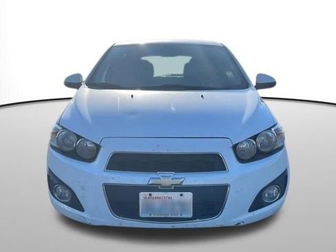 Used 2015 Chevrolet Sonic LS image 9