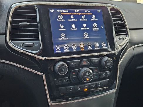 Used 2021 Jeep Grand Cherokee Limited w/ Luxury Group II image 16