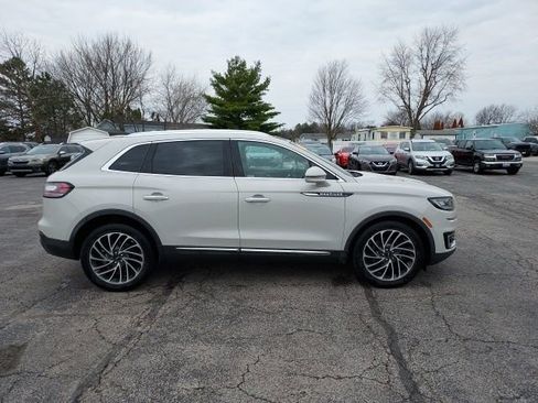 Used 2019 Lincoln Nautilus Reserve AWD/4WD image 2