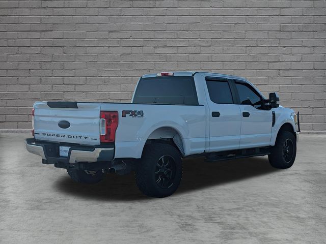 Used 2017 Ford F250 XL w/ STX Appearance Package AWD/4WD image 5