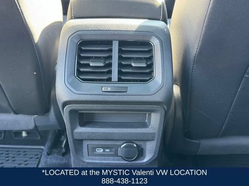 Certified 2022 Volkswagen Tiguan SE w/ Panoramic Sunroof Package AWD/4WD image 14