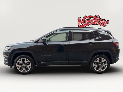 Used 2018 Jeep Compass Limited w/ Navigation Group AWD/4WD image 4