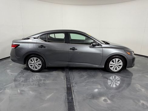 Used 2024 Nissan Sentra S FWD image 4
