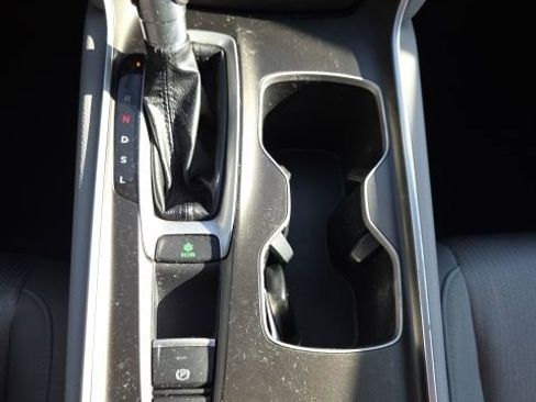 Used 2019 Honda Accord LX image 18