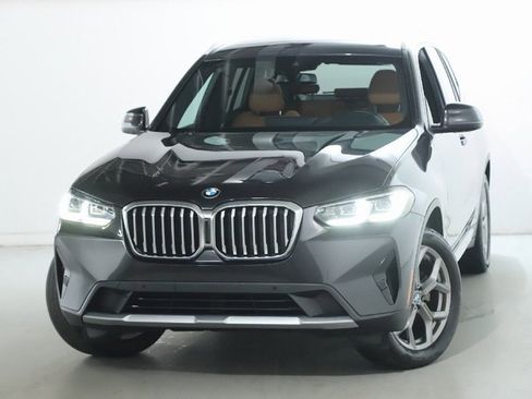 Certified 2022 BMW X3 xDrive30i w/ Premium Package image 3