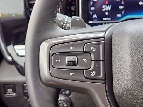 Certified 2025 Chevrolet Silverado 1500 High Country w/ Technology Package AWD/4WD image 25