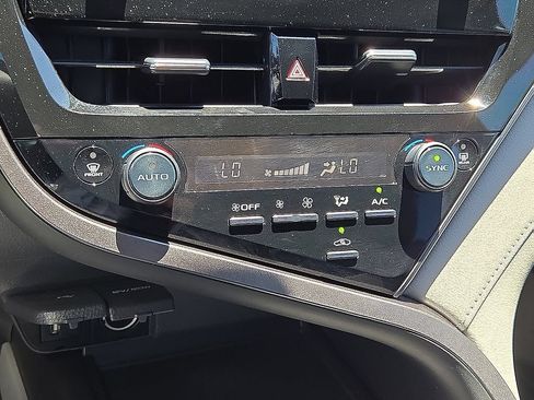 Used 2023 Toyota Camry LE FWD image 28