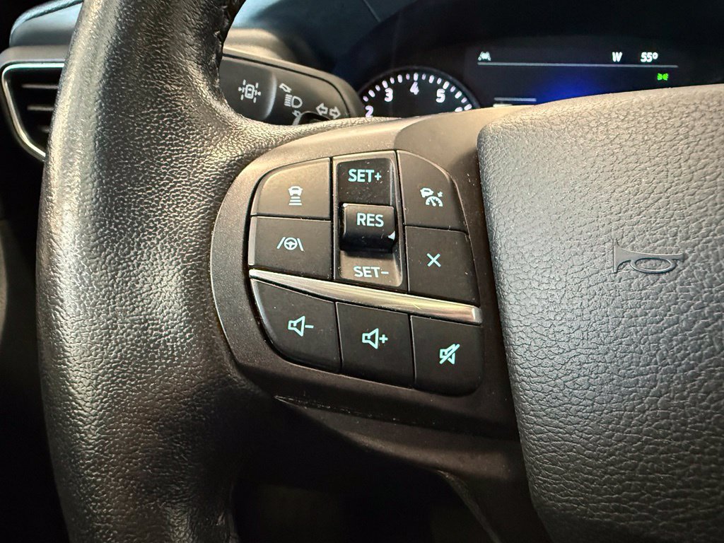 Certified 2020 Ford Explorer XLT w/ Equipment Group 202A AWD/4WD image 26
