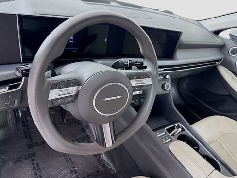 Used 2025 Hyundai Sonata SEL image 9