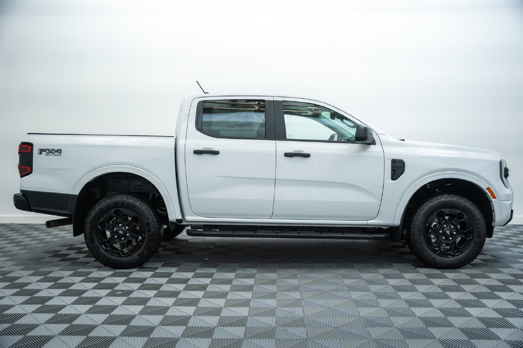 New 2026 Ford Ranger XLT w/ Equipment Group 301A High AWD/4WD image 4