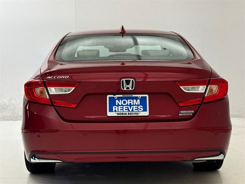 Used 2021 Honda Accord Touring image 9