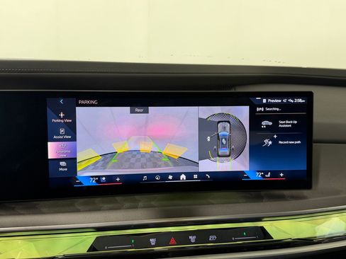 Certified 2024 BMW 760i xDrive w/ Executive Package AWD/4WD image 25