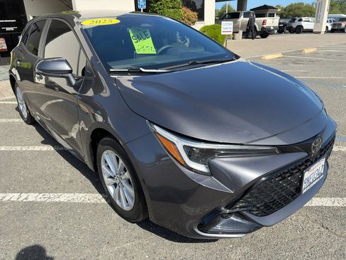 Used 2025 Toyota Corolla SE FWD image 29