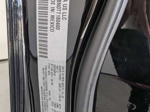 New 2026 Jeep Compass Latitude image 32