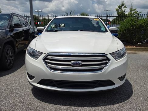 Used 2016 Ford Taurus SEL w/ Equipment Group 201A FWD image 2