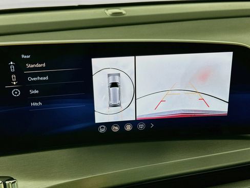 Used 2026 Cadillac Vistiq Sport w/ LPO, Floor Liner Package AWD/4WD image 15