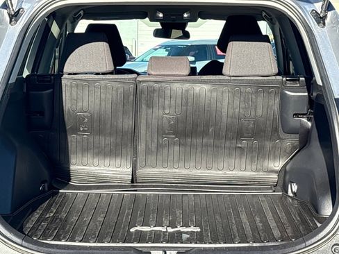 Used 2022 Toyota RAV4 LE image 36