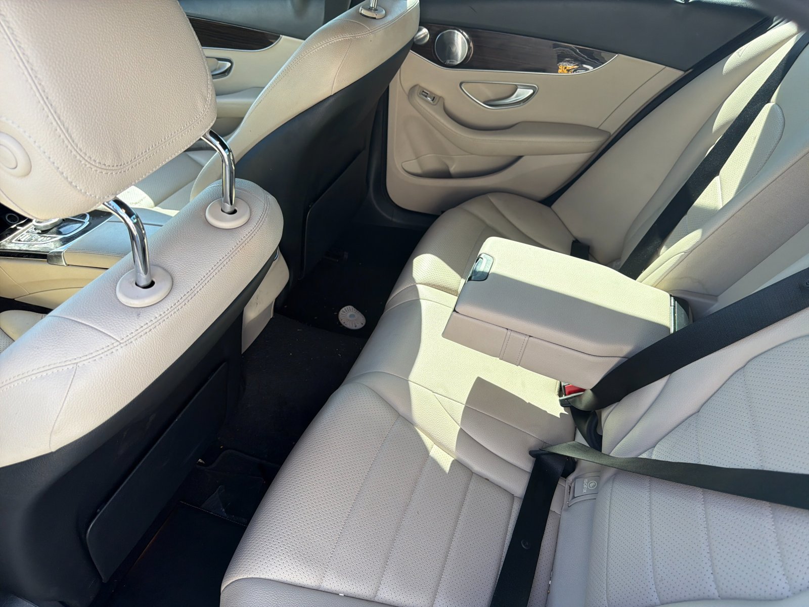 Used 2021 Mercedes-Benz C 300 Sedan image 9