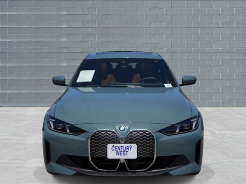 Used 2025 BMW i4 xDrive40i w/ Premium Package AWD/4WD image 2