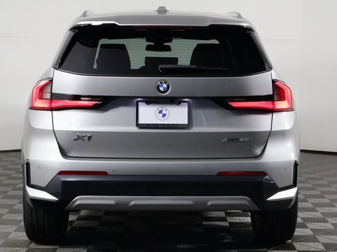 Used 2024 BMW X1 xDrive28i w/ Technology Package image 5