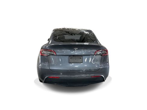 Certified 2023 Tesla Model Y 2WD image 5