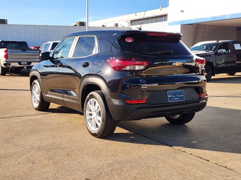 Certified 2024 Chevrolet TrailBlazer LS w/ LS Convenience Package image 8