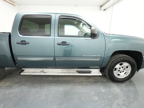 Used 2010 Chevrolet Silverado 1500 LT w/ Power Pack Plus AWD/4WD image 10