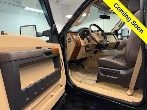 Used 2016 Ford F350 King Ranch w/ King Ranch w/Chrome Package AWD/4WD image 9