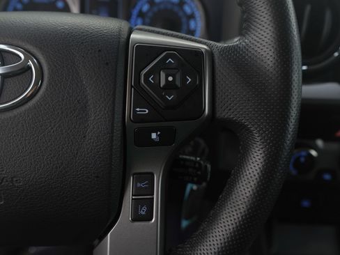 Used 2021 Toyota Tacoma SR5 image 27