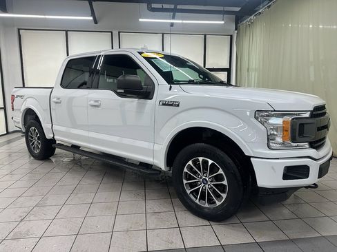 Used 2018 Ford F150 XLT w/ Equipment Group 302A Luxury image 3
